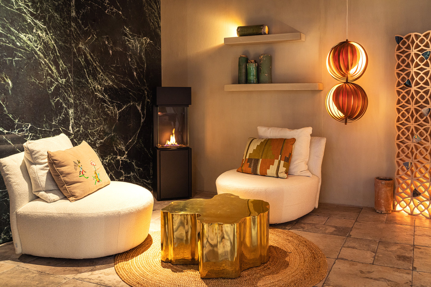 Freestanding Bioethanol Fireplace UK - Planika Arcticon Black